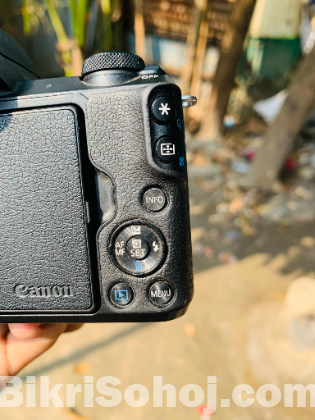 Mirrorless Camera Model EOS M50 Brand Canon